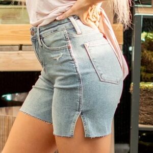 JUDY BLUE BEACHCOMBER HIGH RISE VINTAGE MID THIGH SHORTS